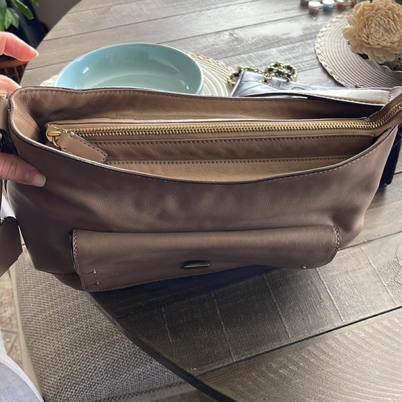 Vintage Tory Burch soft leather shoulder bag - Picture 9 of 15